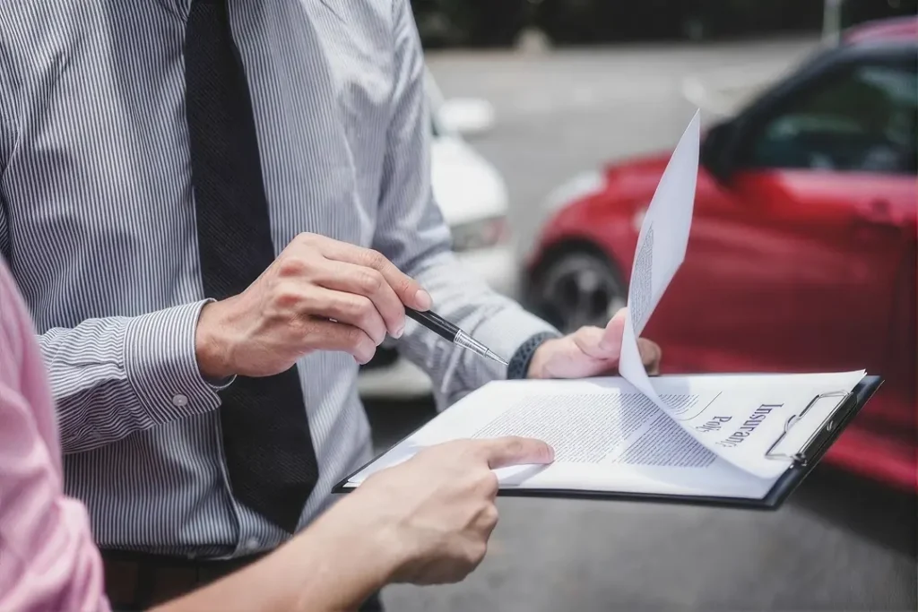 Papeles en orden para entregar auto como parte de pago