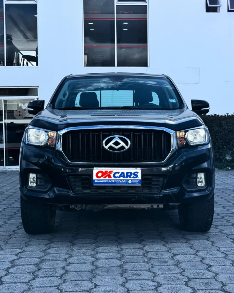 Parte frontal de la Maxus T60 mostrando el diseño exterior de la camioneta